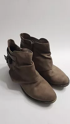 Maurices Raegan Brown Ankle Boots Zip & Buckle Women's Shoe Size 9 • $24.90