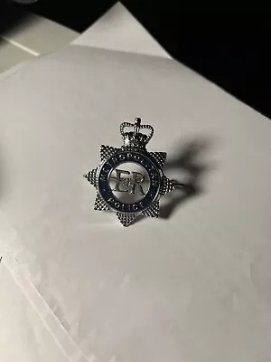 Obsolete Metropolitan Police Cap Badge QC • £15
