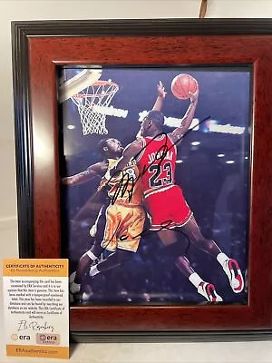 Michael Jordan And Kobe Bryant 8x10 Dual Autograph Photo With COA By Era #label • $1995