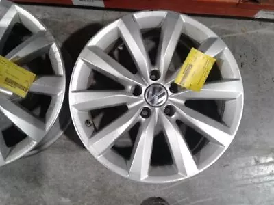 Wheel 17x7 10 Spoke Without Raised Edge Fits 09-11 TIGUAN 1109944 • $151.64