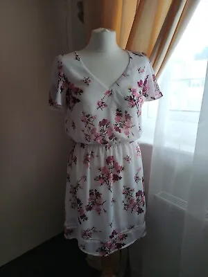 H&M Size 12 White Floral Flower Dress Knee Length • £5