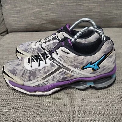 Mizuno Wave Creation 15 Womens Size 8.5 Shoes Sneakers White Purple Camo • $29.99