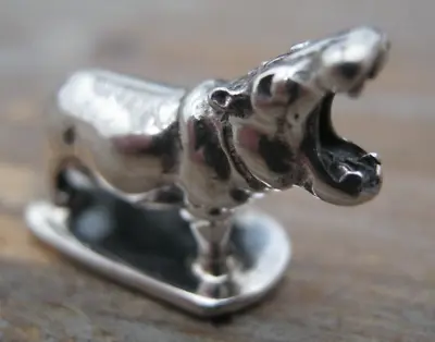 Beautiful 925 Solid Silver Miniature Yawning Hippo / Hippopotamus • £0.99
