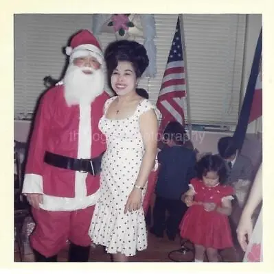 PRETTY WOMAN Vintage FOUND CHRISTMAS PHOTO Color SANTA CLAUS Snapshot  39 45 W • $12.80
