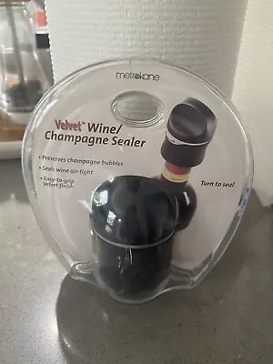 Metrokane Velvet Wine And Champagne Sealer Black Air Tight Preserving  • $8.50