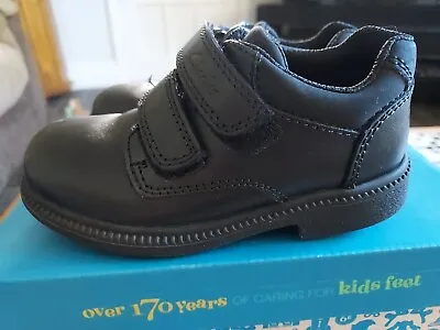 £19.99 • Buy Clarks Uk 7 F School Shoes Hardly Worn Deaton Infant