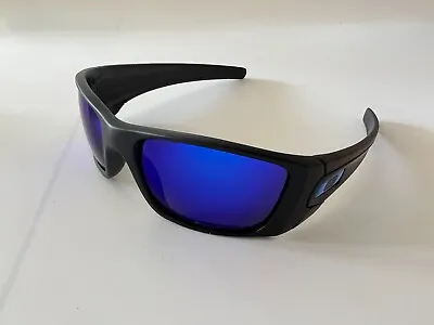 $138 • Buy Oakley FUEL CELL Sunglasses Matt Black Blue Polarized OO9096
