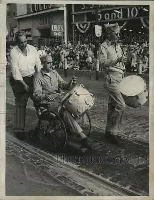 1947 Press Photo Jimmy Lindstrom Drums In Parade For Veterans Of Foreign Wars • $19.99