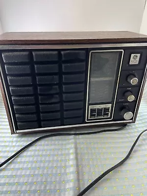 Vintage General Electric 7-4150A Tabletop Radio Tested Working • $19.95