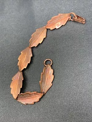 VINTAGE Healing Solid Copper Repousse Leaf Link Bracelet  7” • $26.50