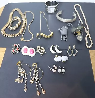 Vintage Costume Jewelry Lot Necklaces Earrings Bracelets As Is (lot 13) • $5.99