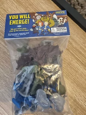 Fallout 76 Plastic Army Men Bag 24 Collectible Figurines Figures - New Sealed • $15