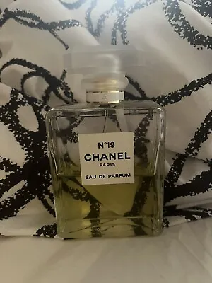 £20 • Buy Chanel No 19 Eau De Parfum Chanel Authentic