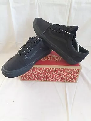Vans Off The Wall Trainers  Size 10 • £1