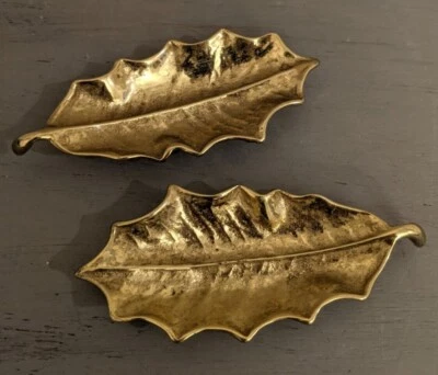 $30.40 • Buy Pair Of Vtg Virginia Metal Crafters Holly Leaf Tray  #3-35   Brass VMC VA 1948