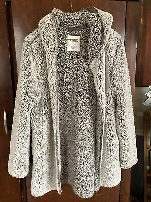 Victoria's Secret Pink Womens Sherpa Jacket XS Oversized Gray • $18