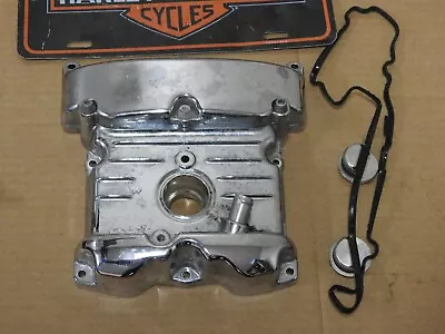 2002-2012 Harley Davidson V-Rod REAR CYLINDER HEAD CAM VALVE COVER CHROME • $39.99