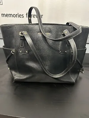 Michael Kors Handbag Purs • $30