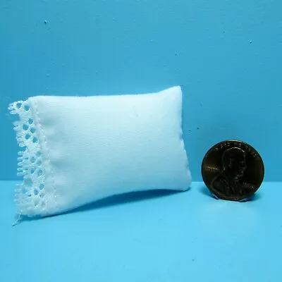 Dollhouse Miniature Fabric Bed Pillow In White With Lace IM65681 • $1.89