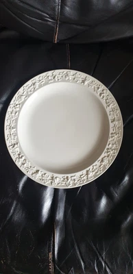£18 • Buy Wedgewood Embossed Queens Ware Plate
