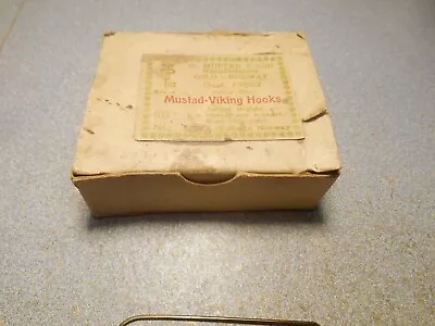 Vintage Mustad #79582 Streamer Fly Tying Hooks. #2 - 6X - 8X Long. TD  Eye. • $15