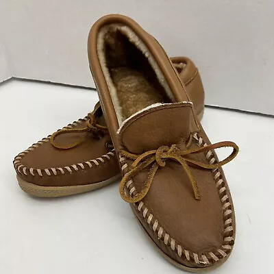 Cabela's Womens Brown Shearling Leather Shearling Moccasin Slippers Size 9 • $29.99