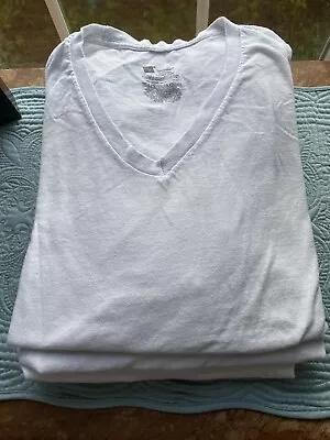 Hanes Mens' Lot Of Four (4) White V-neck S/s Tee Shirts Size Xl • $4