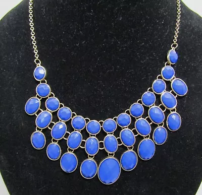 VTG Blue Plastic Bib Necklace Gold Tone Fitting 19 Inches • $15