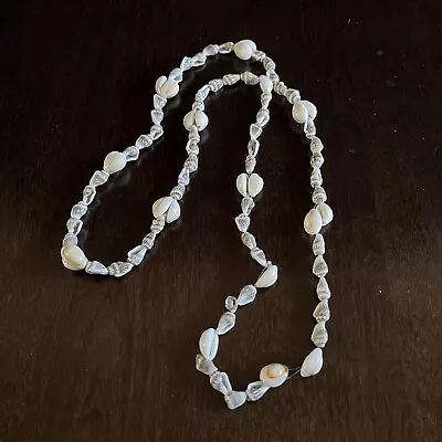 Vintage Hawaiian Seashell Necklace Maui Sea Shell  18.5” Long • $7.99