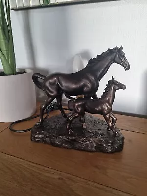 Beautiful Horse Table Lamp Equestrian Cold Cast Resin Bronze Coloured  • £20