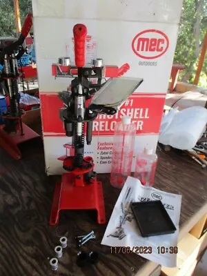 Mec New Shotshell Reloader SM82 Sizemaster 12ga • $419.95