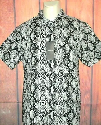 Mens Sunrise Kingdom Snake Animal Print Shirt Size M • $34.90