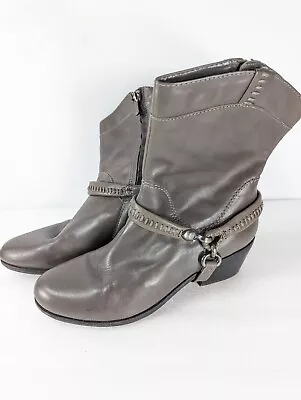 B.Makowsky Women's Gray Leather Ankle Boots Winter Shoes Removable Harness 7.5W • $34.95