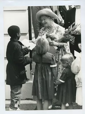 Queen Elizabeth The Queen Mother 88th Birthday 1988 Press Photo - Ron Bell • £5