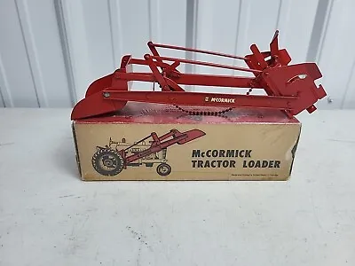 Vintage 1/16 Eska McCormick Farmall Tractor Loader With Original Box! • $224.99