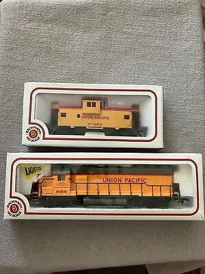 Bachmann Lighted Locomotive #866 Union Pacific Diesel And #25743 Caboose • $38.99