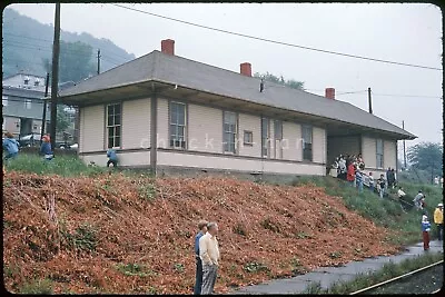 Original Slide Lot Baltimore & Ohio BO Station Benwood Jct. WV 1977 • $7.99