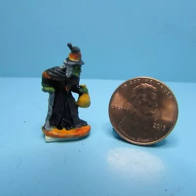 $10.79 • Buy Dollhouse Miniature Halloween Witch Figurine With Walking Stick & Bag CAR8P20