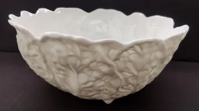 VINTAGE COALPORT WHITE COUNTRYWARE CABBAGE LEAF LARGE 24cm SALAD BOWL  (23f) • £49