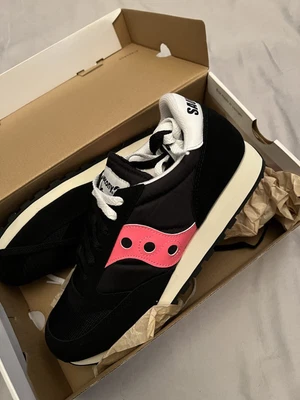 £45 • Buy Saucony Jazz Original Vintage
