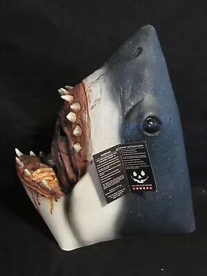 Jaws Adult Shark Mask NWT Trick Or Treat Studios U108 • $79.95