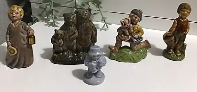 5 Vintage  Wade Nursery Rhyme Whimsies • £5.99