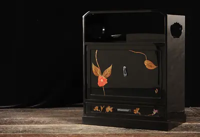 Japanese Lacquer Camellia Maki-e Kikyoku Tea Utensils Cabinet  • $2000