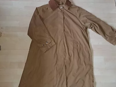 Womans Mulberry Lined Raincoat 12/14 Detachable Collar Trenchcoat Mackintosh • £76