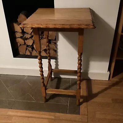 ANTIQUE EARLY 19th CENTURY BARLEY TWIST OAK OCCASIONAL  / HALL TABLE 30” HIGH • £69.99