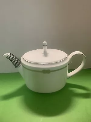 Vera Wang Wedgwood Vera Infinity 22.5 Ounce Teapot Brand New • $159.99