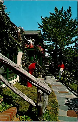 Gurney's Inn-The Promenade-Montauk Long Island New York-Chrome Postcard • $4.25