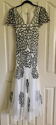 $350 • Buy Silk Dress Black & White SIZE 14 Special Occasion Dress