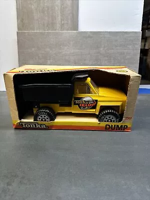 E1 Vintage 1983 Tonka Chevy Trax Dump Truck Pressed Steel Yellow 13  W/ Box Bt1 • $14.99