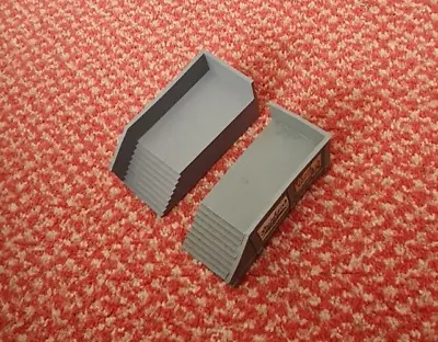 Hornby R67 Platform Steps X 2 • £6